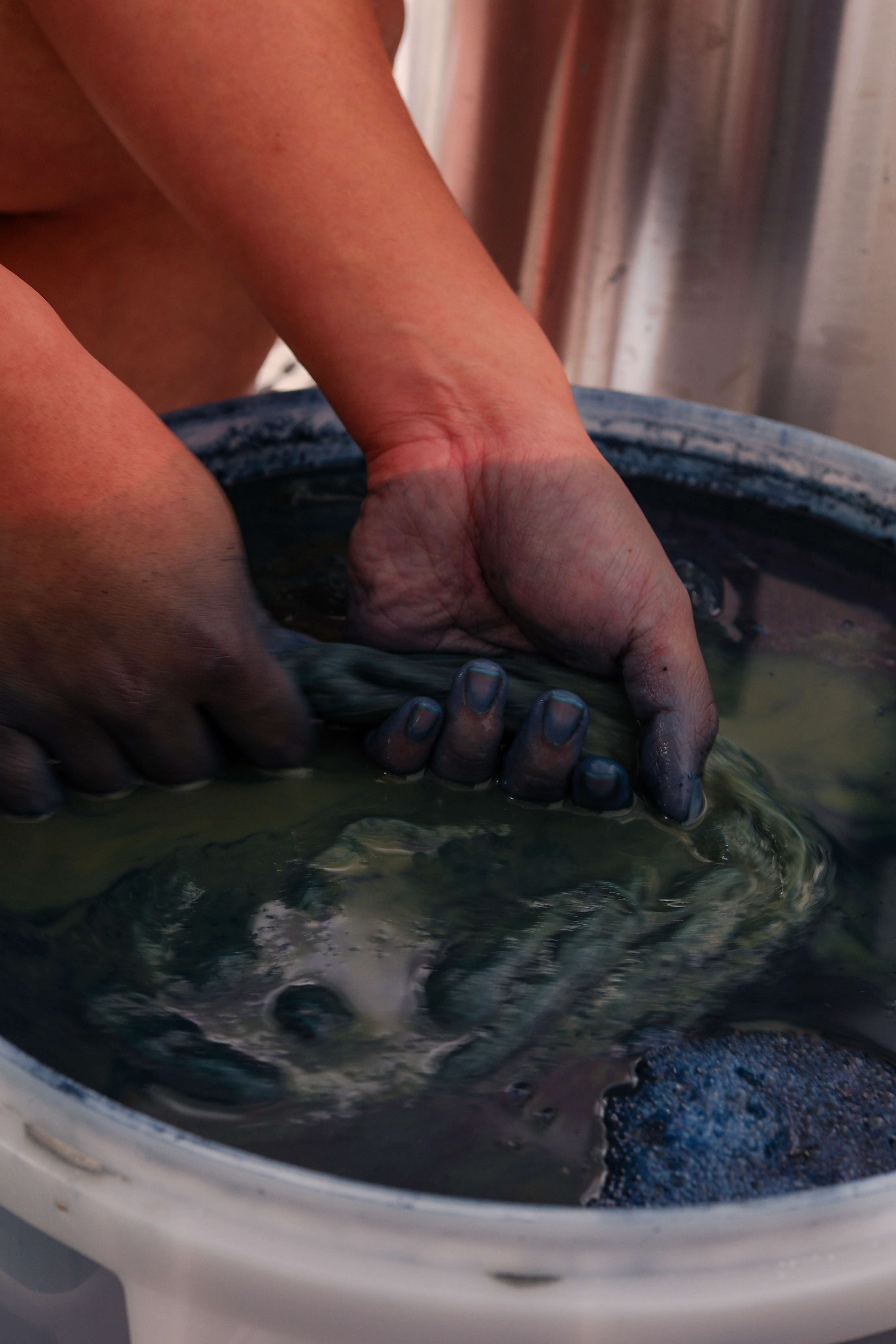 Kengu naturally dyed yarns process